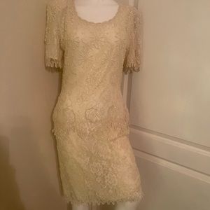 Woman’s size 4 wedding dress